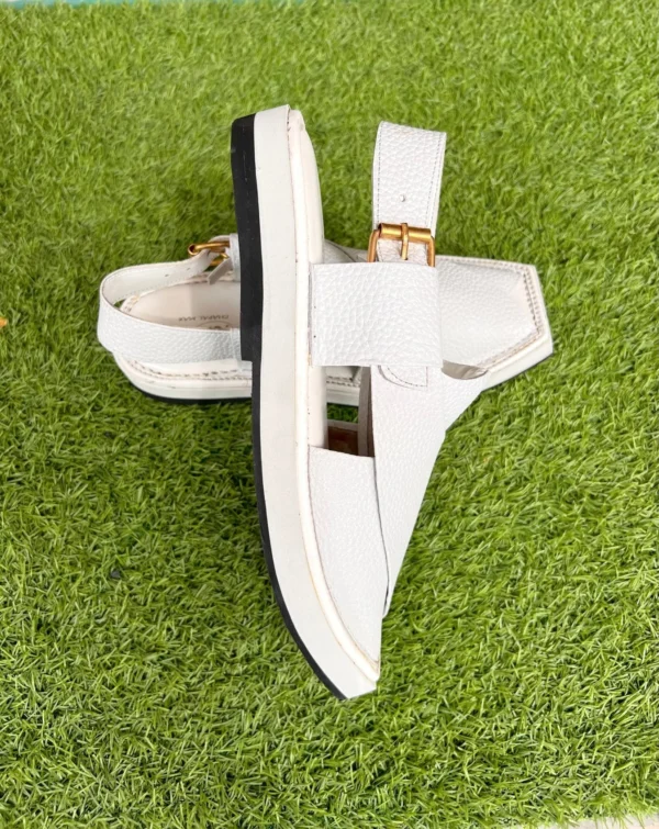 Handmade white Leather Kaptaan Chappal –012